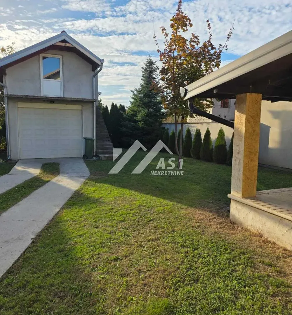 Rent, house, 250m², Centar, Stara Pazova