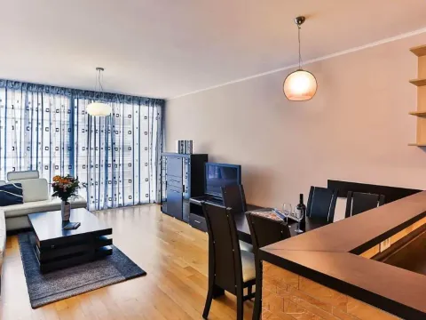 Sale, two bedroom apartment, 85m², Budva, Crna Gora - image 1