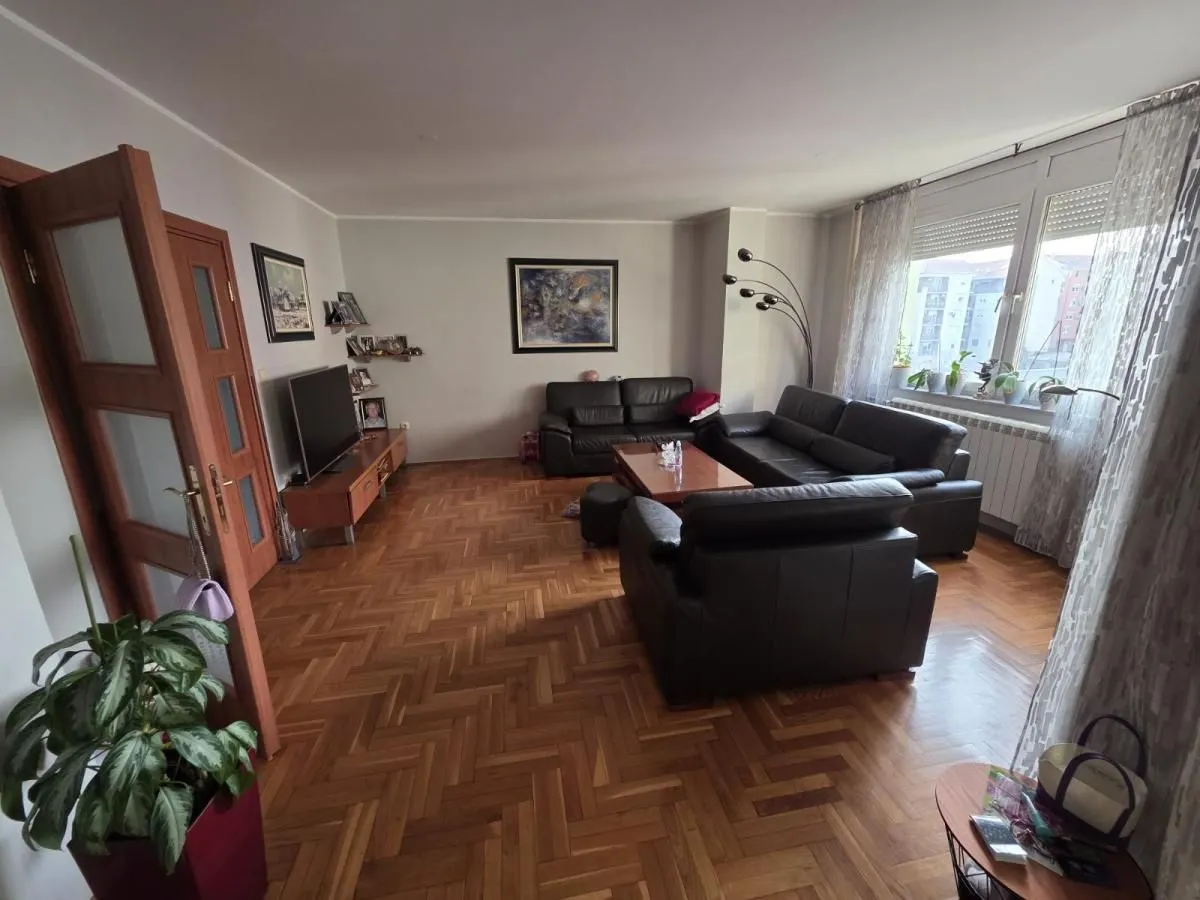 Sale, three bedroom apartment, 107m², Nova Detelinara, Novi Sad Sve Podlokacije