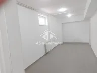 Izdavanje, kuća, 300m², Savski Venac, Beograd - image 40