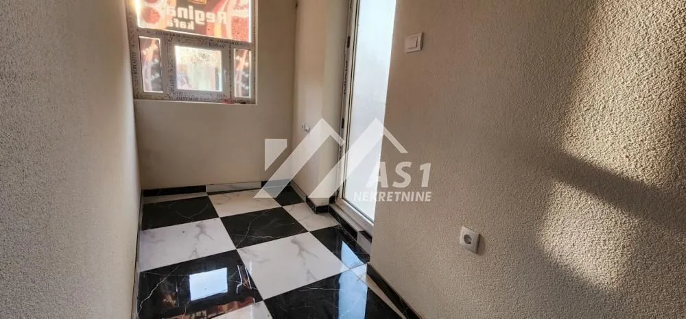 Izdavanje, poslovni prostor, 8m², Petrovaradin, Novi Sad