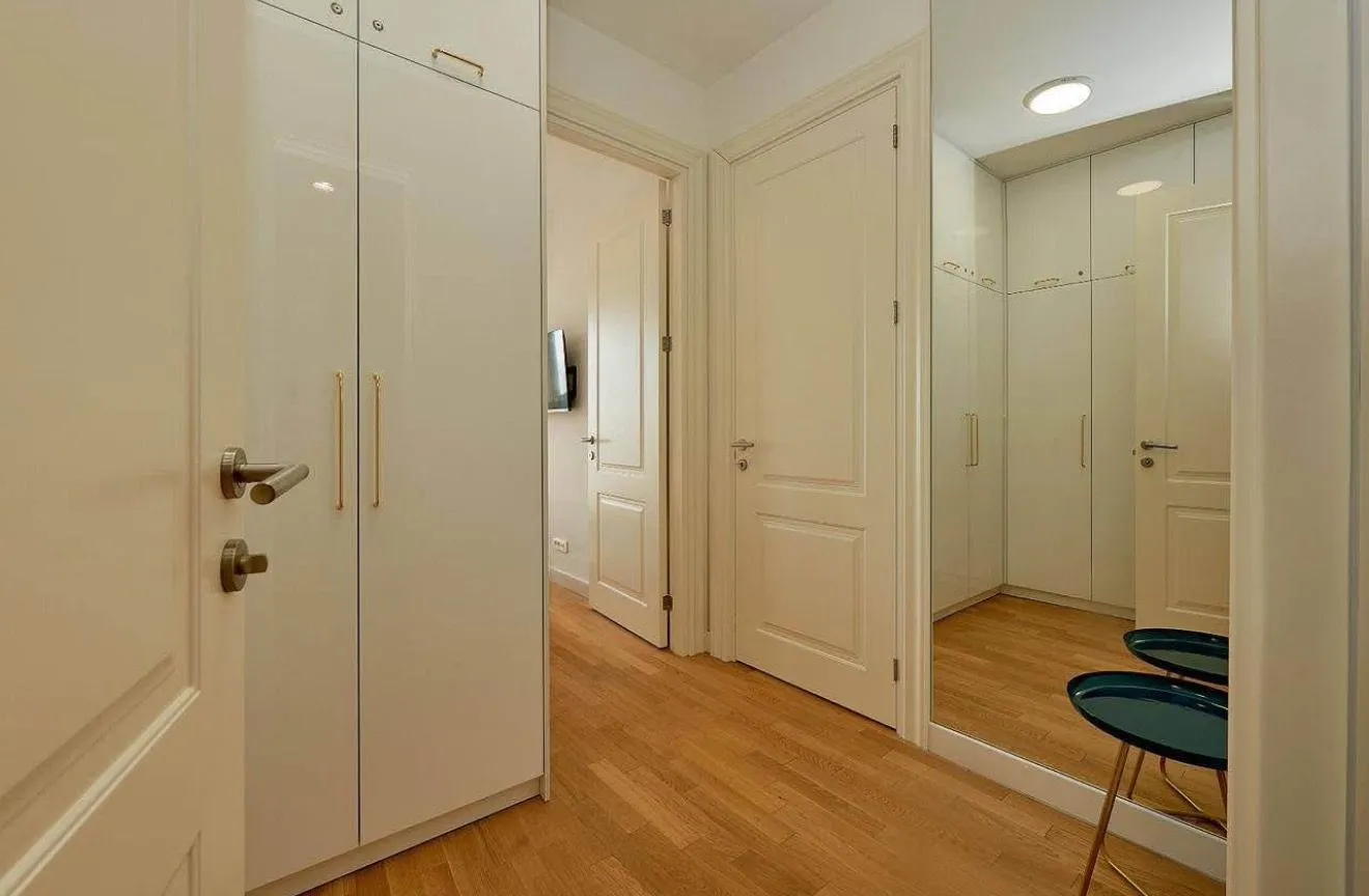 Prodaja, dvosoban stan, 66m², Bečići, Budva