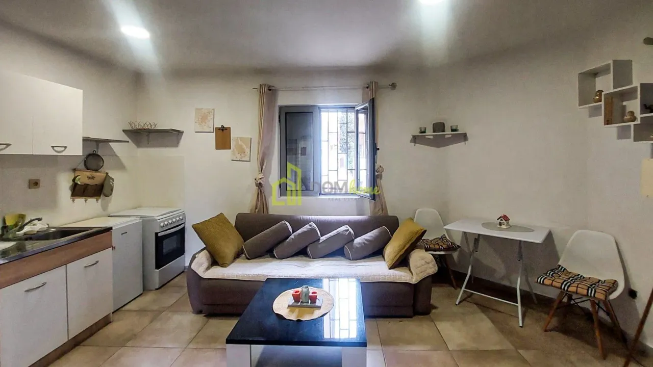 Izdavanje, garsonjera, 22m², Centar, Podgorica