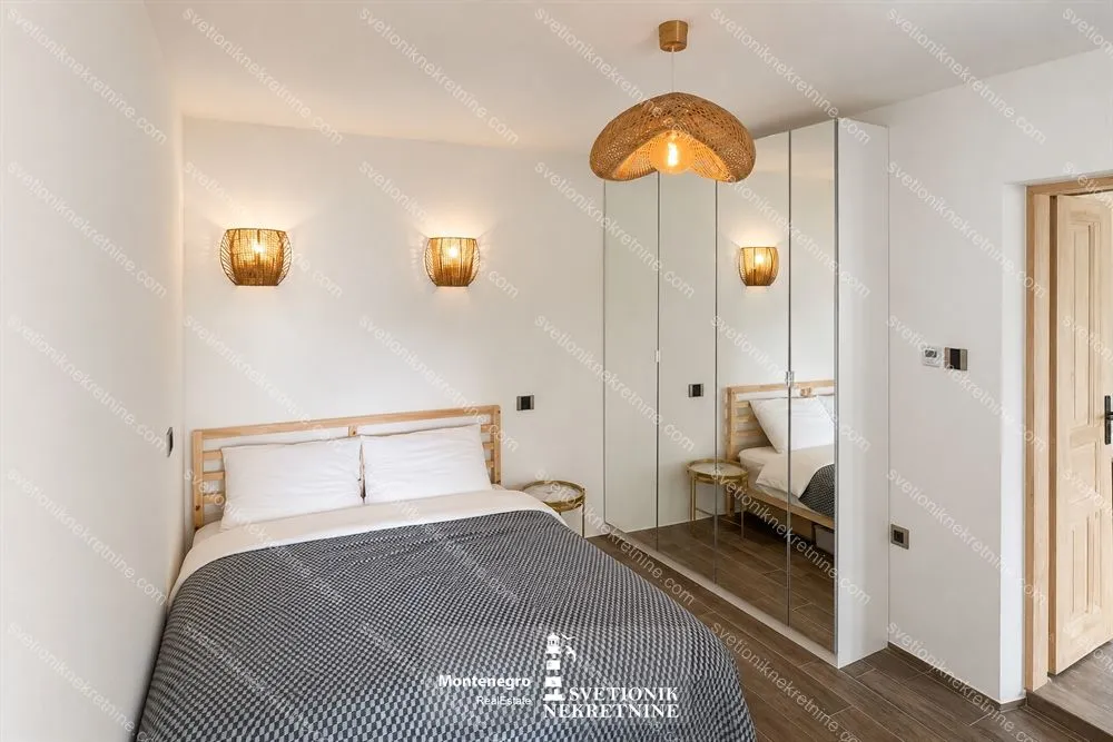 Prodaja, jednosoban stan, 57m², Srbina, Herceg Novi
