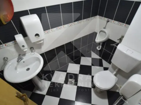 Izdavanje, poslovni prostor, 150m², Kruševac, Podgorica - image 11