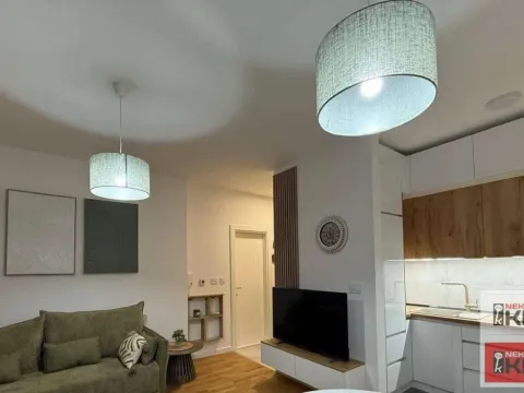 Rent, studio apartment, 28m², Novo naselje, Novi Sad - image 4