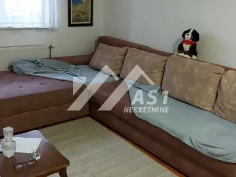 Stan in Bulevar Oslobodjenja