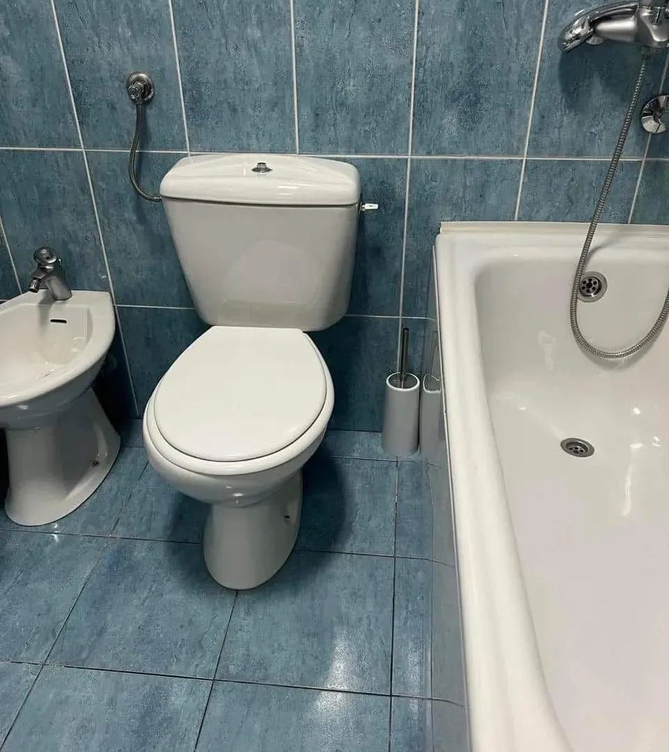 Izdavanje, trosoban stan, 130m², Preko Morače, Podgorica