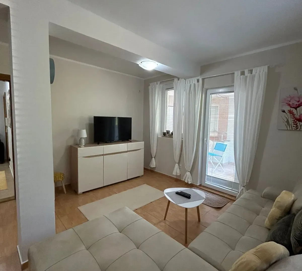 Izdavanje, jednosoban stan, 47m², Prijevor, Budva