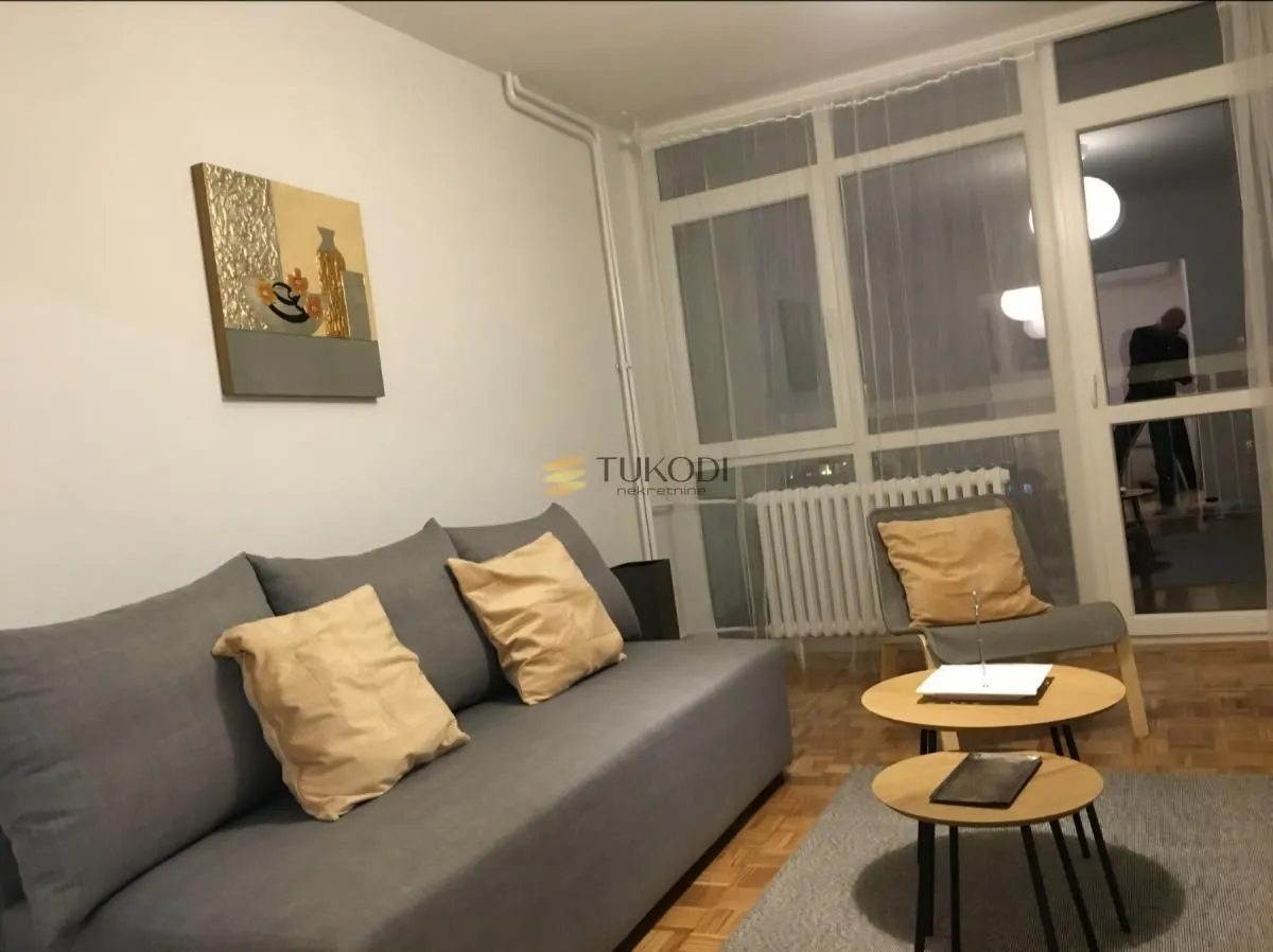 Izdavanje, dvosoban stan, 62m², Novi Beograd Blok 70, Novi Beograd Sve Podlokacije