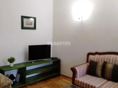 Prodaja, četvorosoban stan, 96m², Vračar Centar, Vračar Sve Podlokacije - image 5