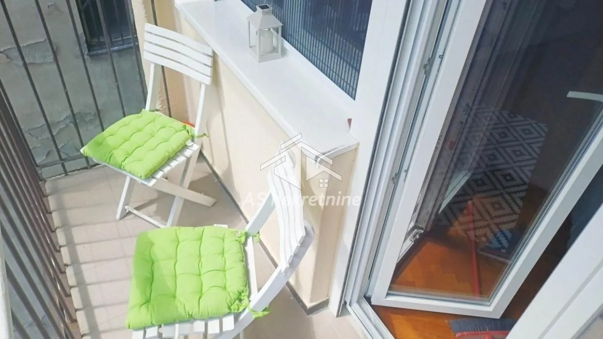 Rent, one bedroom apartment, 30m², Stari Grad, Beograd