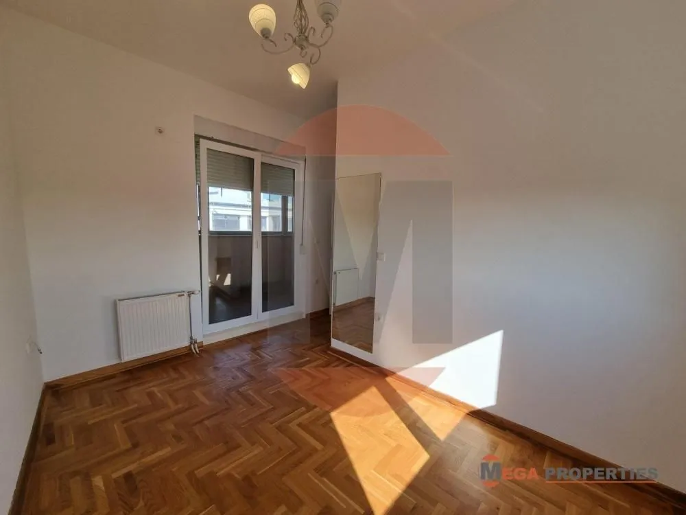 Izdavanje, trosoban stan, 93m², Lipov Lad, Zvezdara Sve Podlokacije