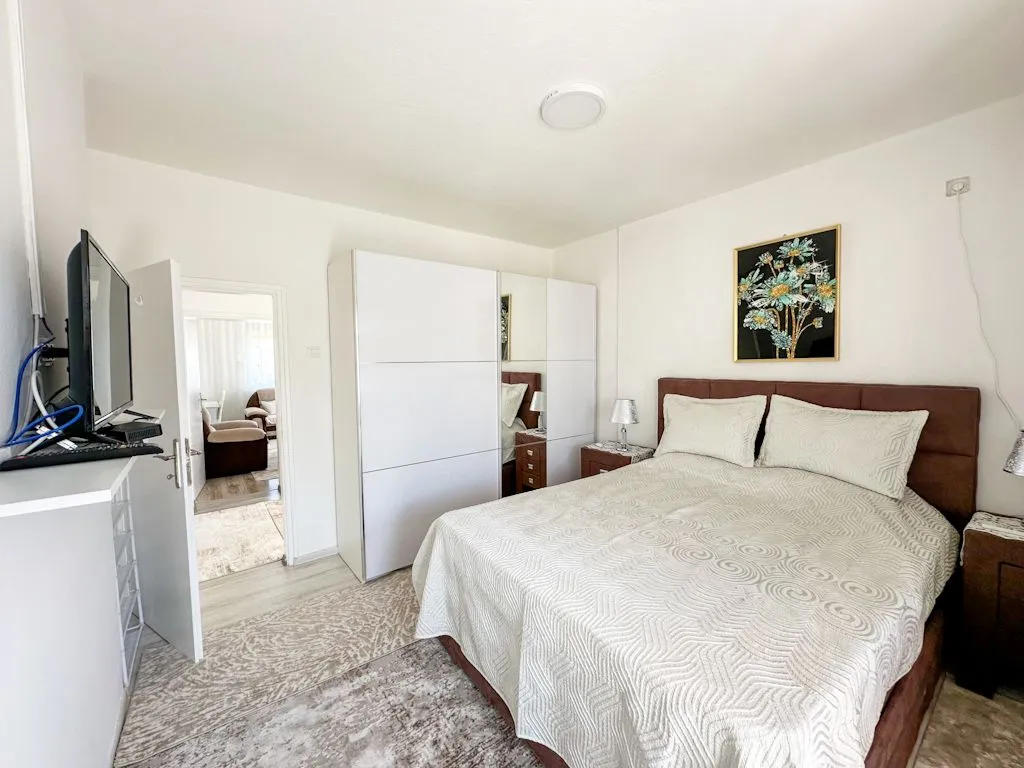 Izdavanje, kuća, 104m², Tološi, Podgorica