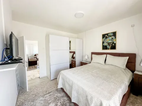 Rent, house, 104m², Tološi, Podgorica - image 10