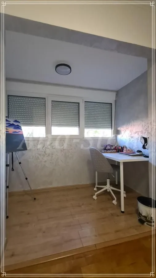 Sale, house, 181m², Kaludjerica, Grocka