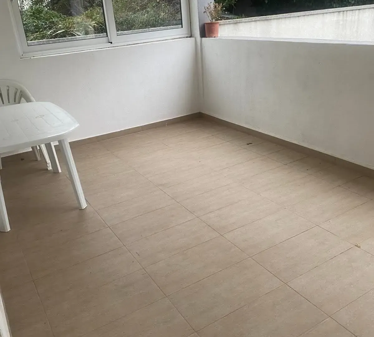 Rent, three bedroom apartment, 100m², Šušanj, Bar