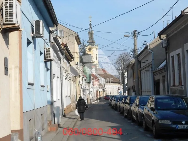 Prodaja, četvorosoban stan, 120m², Zemun Centar, Zemun Sve Podlokacije