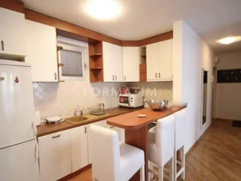 Rent, two bedroom apartment, 45m², Crveni Krst, Beograd - image 10