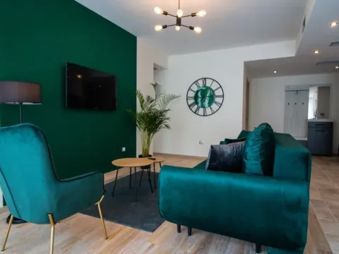 Prodaja, dvosoban stan, 75m², Dobrota, Kotor - image 7