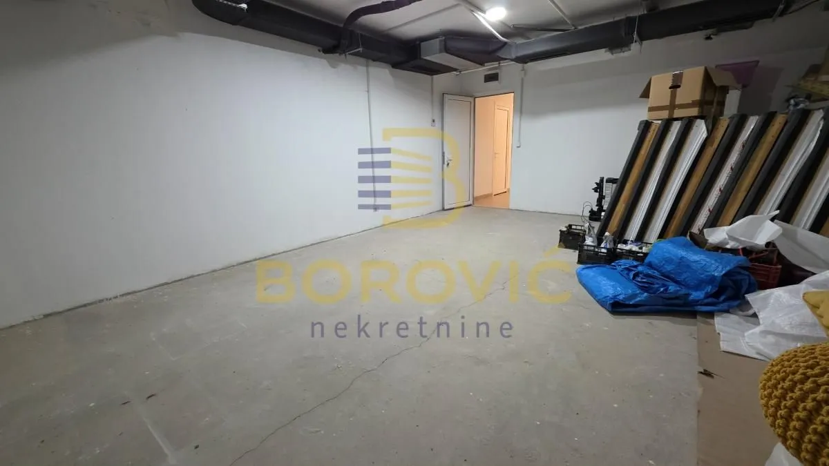 Prodaja, četvorosoban stan, 157m², Zemun Sve Podlokacije, Beograd