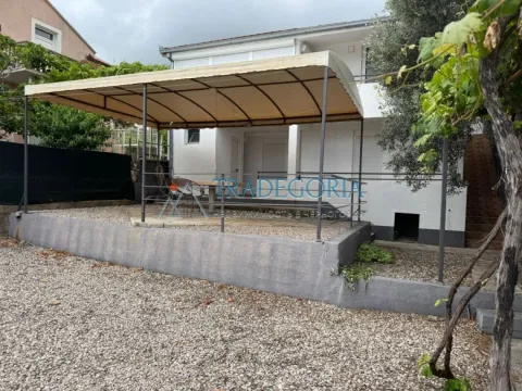 Prodaja, kuća, 130m², Bar, Crna Gora