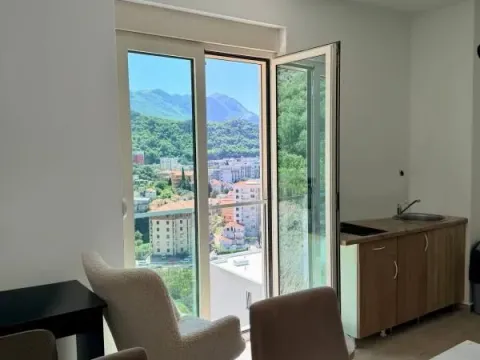 Sale, one bedroom apartment, 45m², Bečići, Budva - image 3