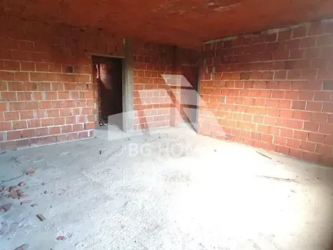 Prodaja, kuća, 253m², Zemun Ugrinovci, Zemun Sve Podlokacije - image 3