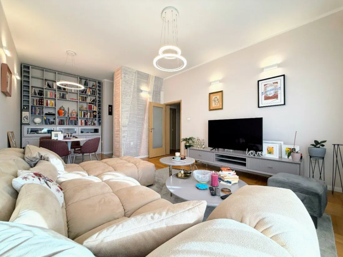 Prodaja, dvosoban stan, 82m², Preko Morače, Podgorica