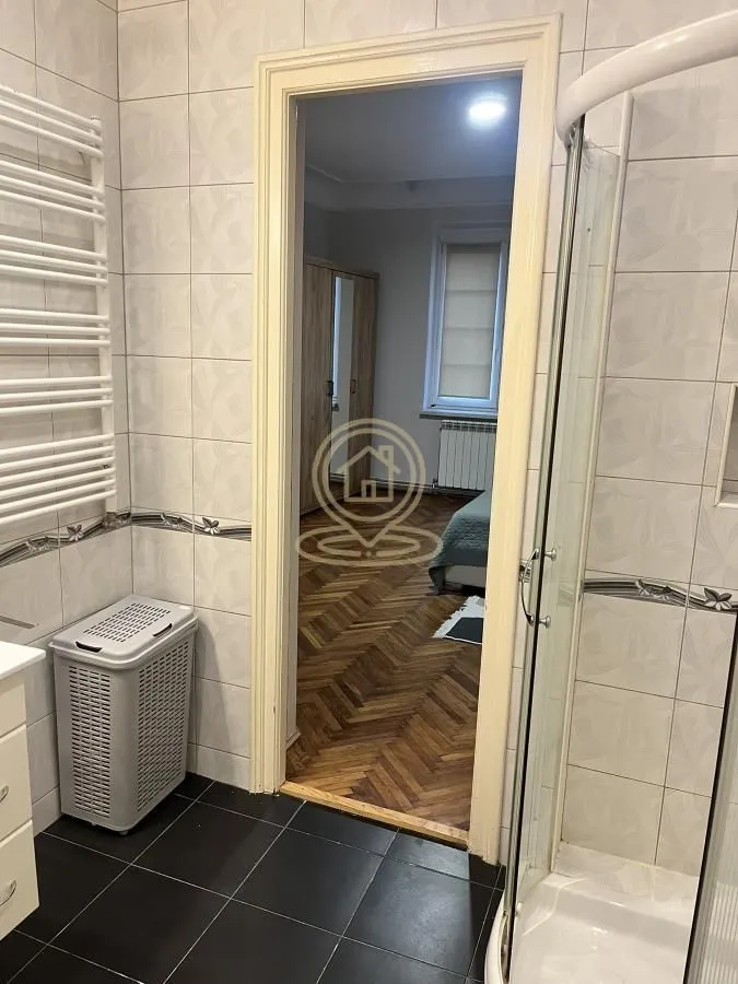 Rent, four bedroom apartment, 120m², Stari Grad, Beograd
