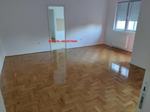Rent, two bedroom apartment, 50m², Centar, Novi Sad - image 1