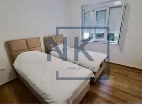 Izdavanje, dvosoban stan, 68m², Centar, Podgorica - image 13