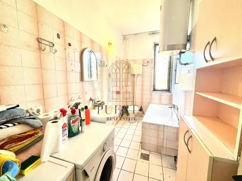 Prodaja, dvosoban stan, 90m², Centar, Podgorica - image 15