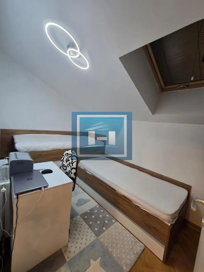Sale, three bedroom apartment, 78m², Centar, Vranje