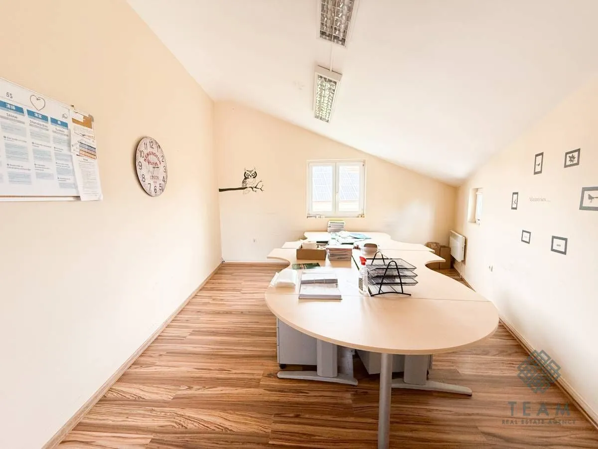 Rent, office space, 110m², Gornja Gorica, Podgorica