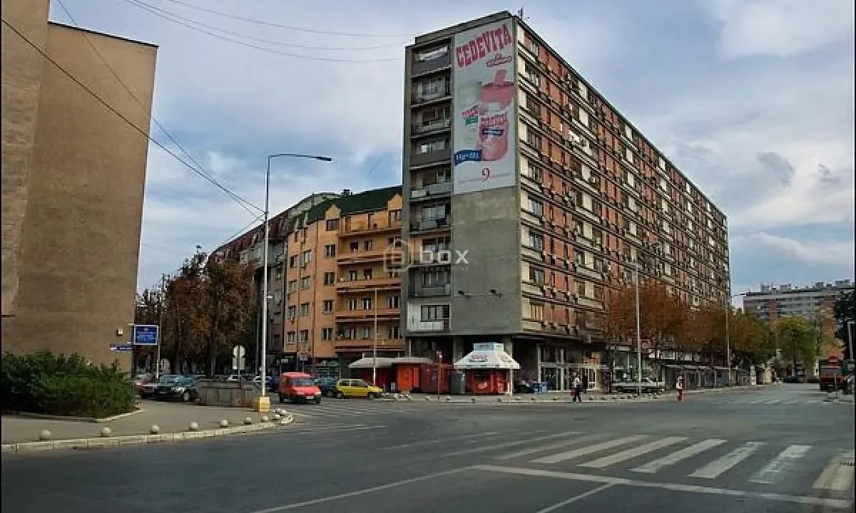 Izdavanje, poslovni prostor, 45m², Centar, Niš
