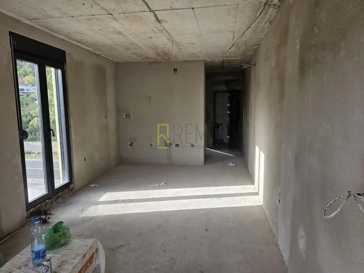 Prodaja, jednosoban stan, 47m², Đenovići, Herceg Novi