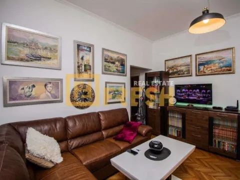 Izdavanje, dvosoban stan, 73m², Centar, Podgorica - image 5