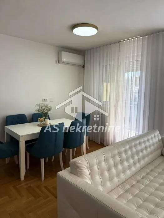 Izdavanje, trosoban stan, 53m², Voždovac Sve Podlokacije, Beograd