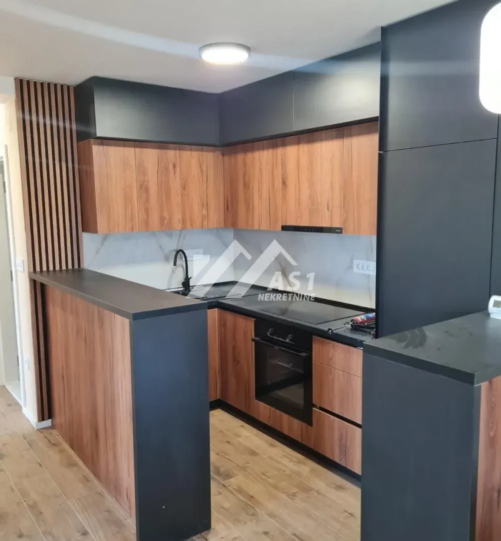 Rent, four bedroom apartment, 80m², Veternička rampa, Novi Sad Sve Podlokacije