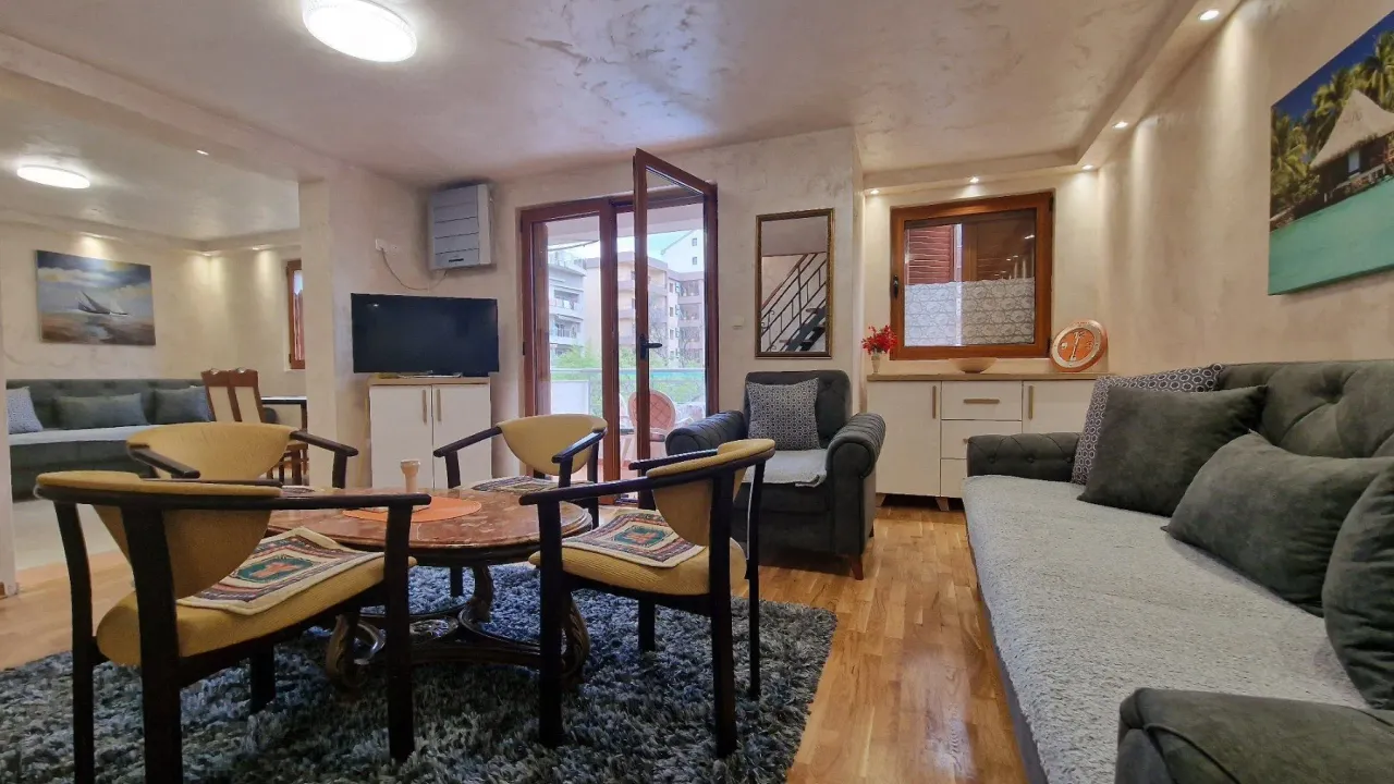 Sale, two bedroom apartment, 70m², Budva, Crna Gora