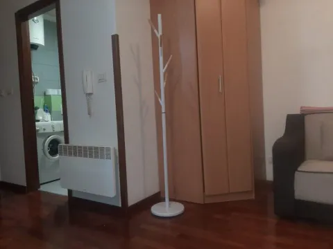 Izdavanje, garsonjera, 35m², City Kvart, Podgorica - image 6