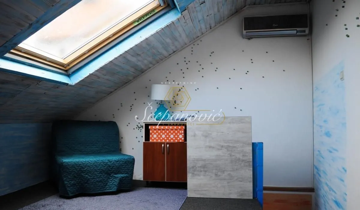 Sale, office space, 416m², Gradić, Petrovaradin