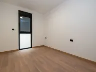 Izdavanje, trosoban stan, 110m², Zagorič, Podgorica - image 6