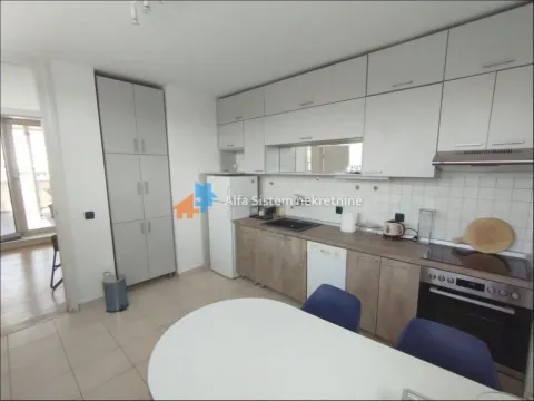 Rent, two bedroom apartment, 60m², Kalenić Pijaca, Vračar Sve Podlokacije - image 8