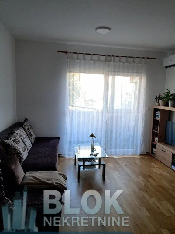 Rent, studio apartment, 29m², Ljubović, Podgorica