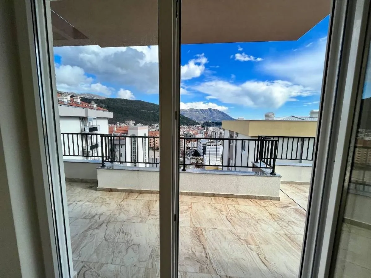 Prodaja, trosoban stan, 91m², Budva, Crna Gora