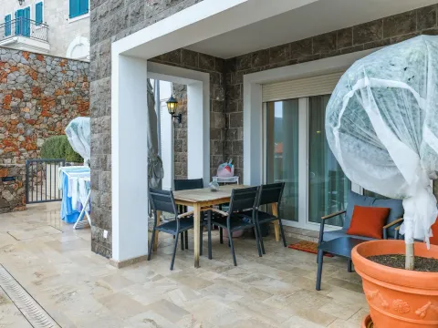 Prodaja, jednosoban stan, 90m², Luštica Bay, Tivat - image 9