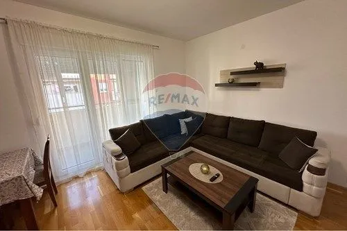 Izdavanje, jednosoban stan, 47m², Ljubović, Podgorica