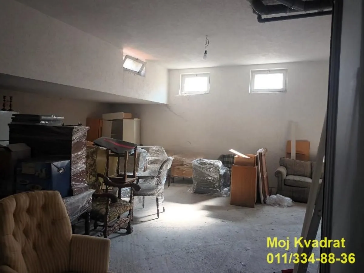 Sale, office space, 171m², Uciteljsko Naselje, Zvezdara Sve Podlokacije